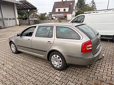 Skoda Škoda Octavia II Combi 2.0 FSI | 150 PS | Automa
