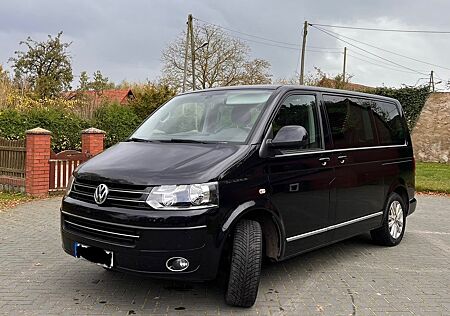 VW T5 Multivan Volkswagen Highline DSG !mit neuen Motor!