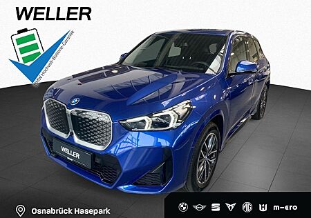 BMW iX1 xDr30 M Sport LiveProf PA+ AHK HUD eSitz DAB