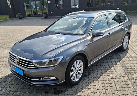 VW Passat Variant Volkswagen 2.0 TDI DSG BMT Highline Vari...