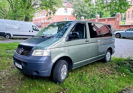 VW T5 Caravelle Volkswagen Campingausbau 2.5 TDI