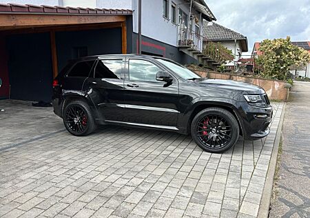 Jeep Grand Cherokee SRT 6.4l V8 8-fach, 22 Zoll