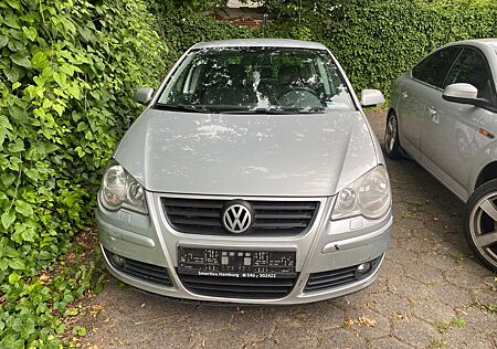 VW Polo Volkswagen 1.4 Automatik -