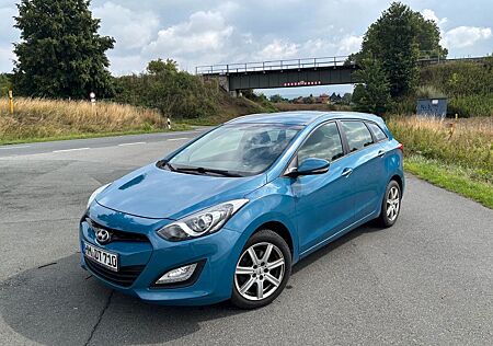 Hyundai i30 CW 1.6 GDI Trend