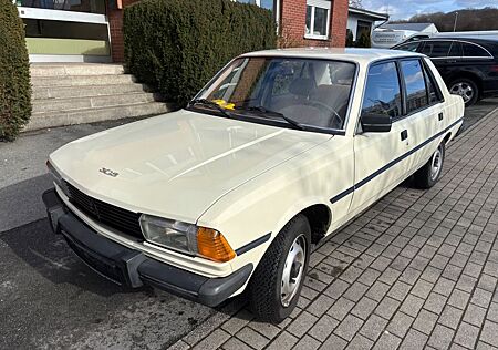 Peugeot 305