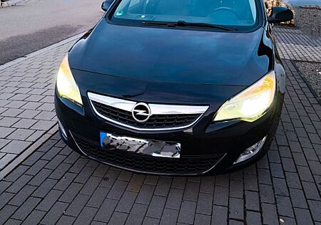 Opel Astra Sports Tourer 1.4 Turbo Selection 103k...
