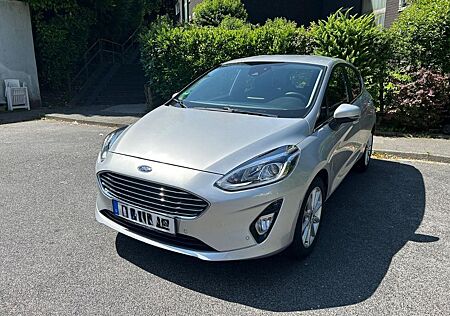 Ford Fiesta 1,5 TDCi Active privat zu verkaufen