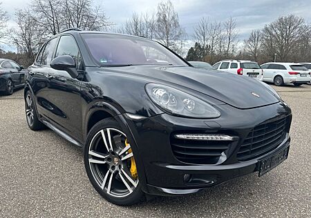 Porsche Cayenne Turbo*P-CERAMIC-BRAKE*AHK*PANO*TOP-AUSST