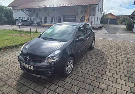 Renault Clio Dynamique 1.2 16V TCE Eco2 Dynamique