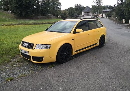 Audi A4 1.8 T Avant - S-Line / RS-Optik