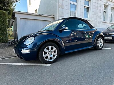 Volkswagen New Beetle 1.6 Cabrio Leder/Sitzheizung/AHK/TÜV