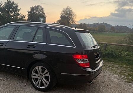 Mercedes-Benz C 320 CDI 4MATIC T ELEGANCE Autom. Elegance