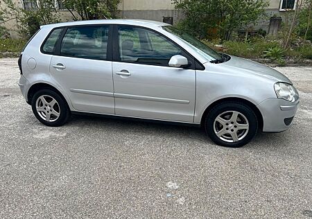 VW Polo Volkswagen 1.4 Auto Comfortline. Automatik, Klima