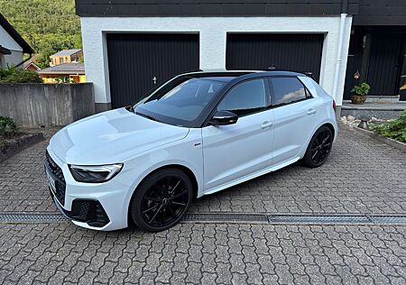 Audi A1 35 TFSI S tronic S line Sportback S line