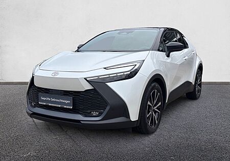 Toyota C-HR 2.0 Hybrid Black&White