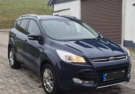 Ford Kuga 2,0 TDCi 4x4 120kW Individual PowerShif...