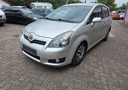 Toyota Corolla Verso 2.2-l-D-CAT Executive