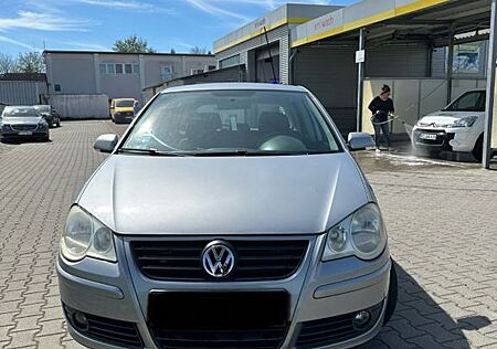 VW Polo Volkswagen 1.4 - TÜV 03/2026
