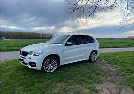 BMW X5 M50 M50d -
