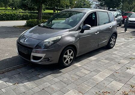 Renault Scenic Dynamique dCi 110 EDC Automatikgetreibe