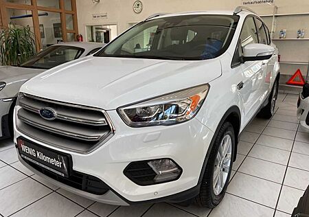 Ford Kuga 1.5 EcoBoost 2x4 Titanium