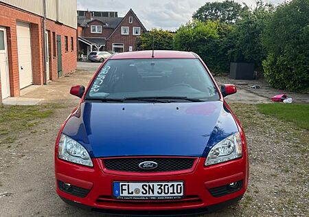 Ford Focus 1,4 007 Edition 007