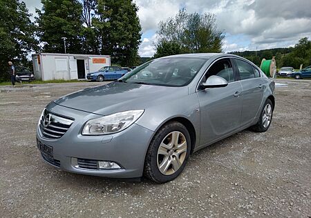 Opel Insignia A Lim. Edition+KLIMAAUTO+SHZ+TEMPOMAT