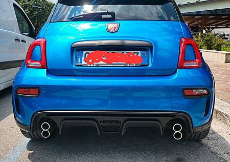 Abarth 695C 1.4 T-Jet 16V Automatik -131 tribute r