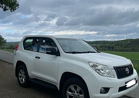 Toyota Land Cruiser 3.0 D-4D -
