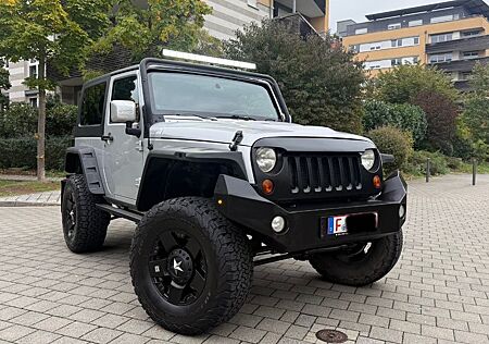 Jeep Wrangler 2.8 CRD Unlimited Sahara Cabrio / Klima