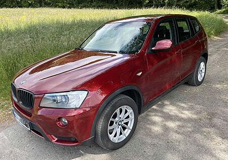 BMW X3 xDrive 2.0d - AHK - gepflegt - Scheckheft