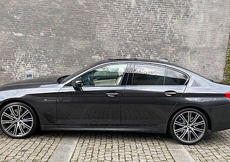 BMW 540 M-Sport*HUD*Sch.Dach*ACC*LUFT*360Kam.*LEDER*UVM