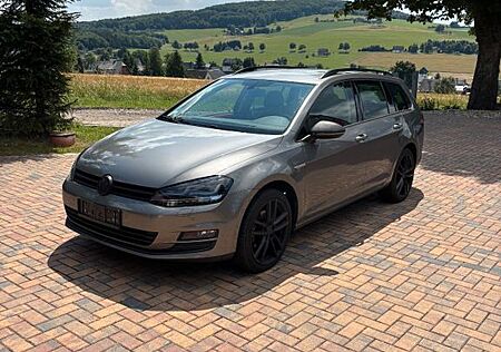 VW Golf Volkswagen 2.0 TDI BMT CUP LED Scheinwerfer/Standheiz.