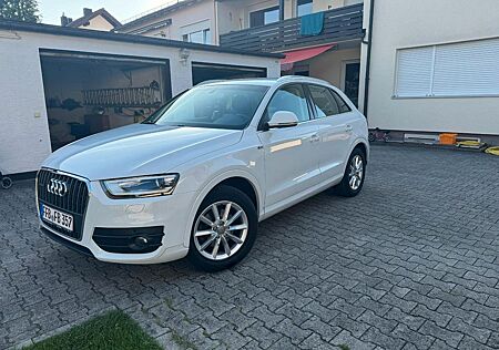Audi Q3 2.0 TFSI 155kW S tronic quattro top gepflegt