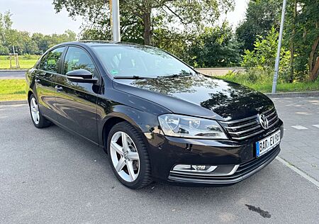 VW Passat Volkswagen 1.4 TSI Limousine