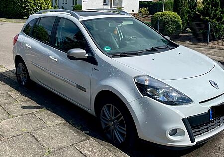 Renault Clio Grandtour Night & Day 1.6 16V 110 Auto ...
