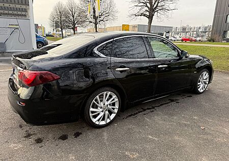 Infiniti Q70 2.2D Premium Executive Auto Premium Exec...