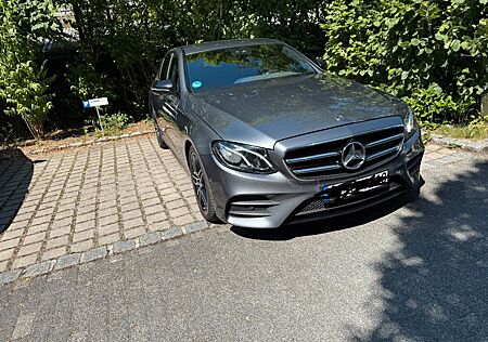 Mercedes-Benz E 300 d AMG, Burmester, Alcantara