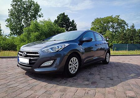 Hyundai i30 blue 1.6 GDI Style Style