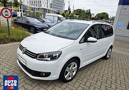 VW Touran Volkswagen 1.6 TDIBMT DSG Cup PANO+AHK+STANDHZG+PDC