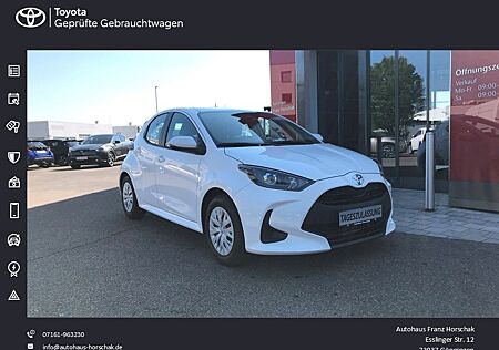 Toyota Yaris Hybrid Business Edition Tageszulassung