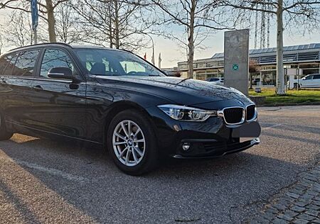 BMW 320 gebraucht kaufen BMW 320i Touring Advantage Automatic