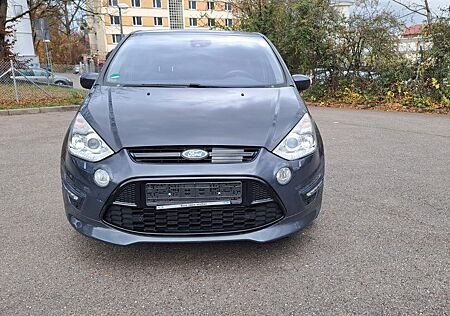 Ford S-Max 2,0 EcoBoost 176kW Titanium S PowerShi...