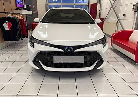 Toyota Corolla Touring Sports Hybrid Team D