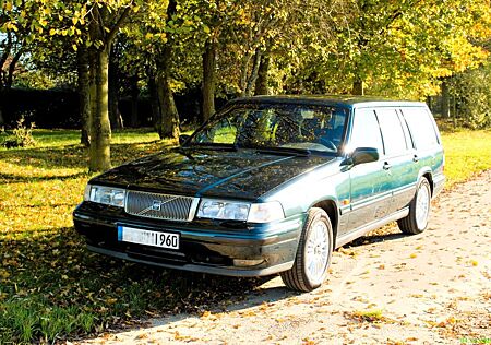 Volvo 960 /965-Kombi-3.0-24V-Aut-Leder-Alu