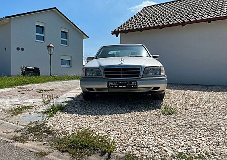 Mercedes-Benz C 180 Elegance OldTimer