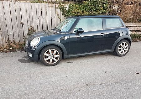 Mini Cooper D Cooper schwarz TÜV neu