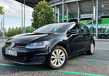 VW Golf Volkswagen 1.4 TSI 90kW BMT Comfortline