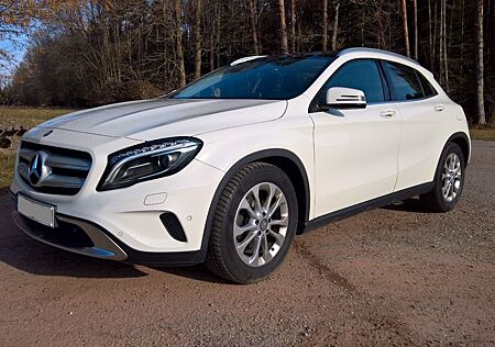 Mercedes-Benz GLA 200 Urban
