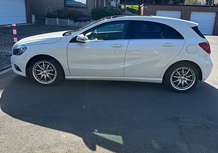 Mercedes-Benz A 180 Urban